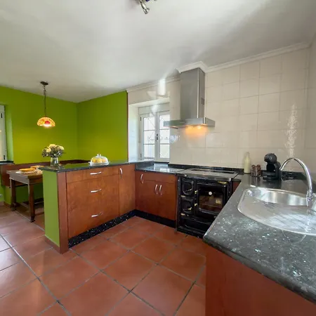 Cintha Casa 8 Junto Al Golf De * Luarca