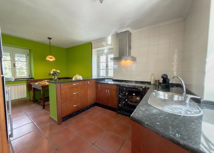 Cintha Casa 8 Junto Al Golf De * Luarca