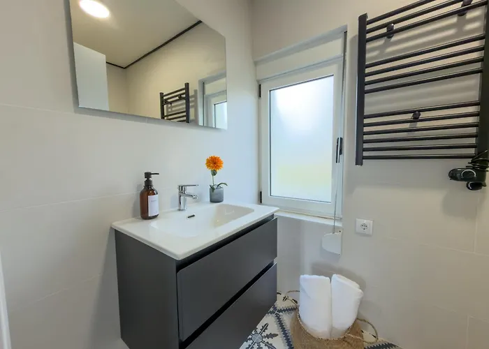 Cintha Casa 8 Junto Al Golf De Luarca